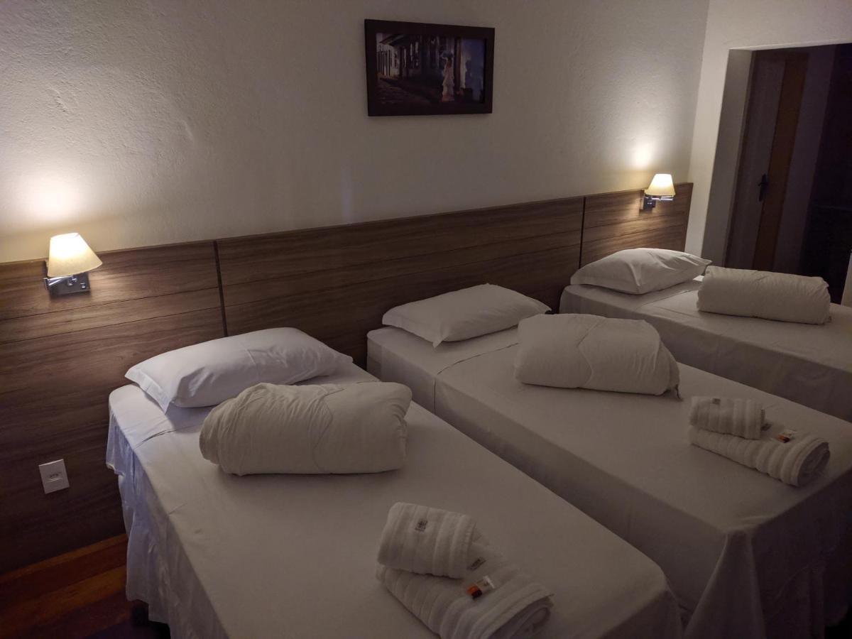 Quarto Triplo Básico